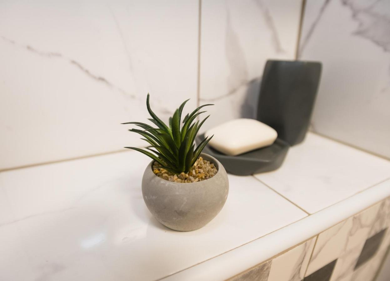 Apartman Studio Blue Суботица Экстерьер фото