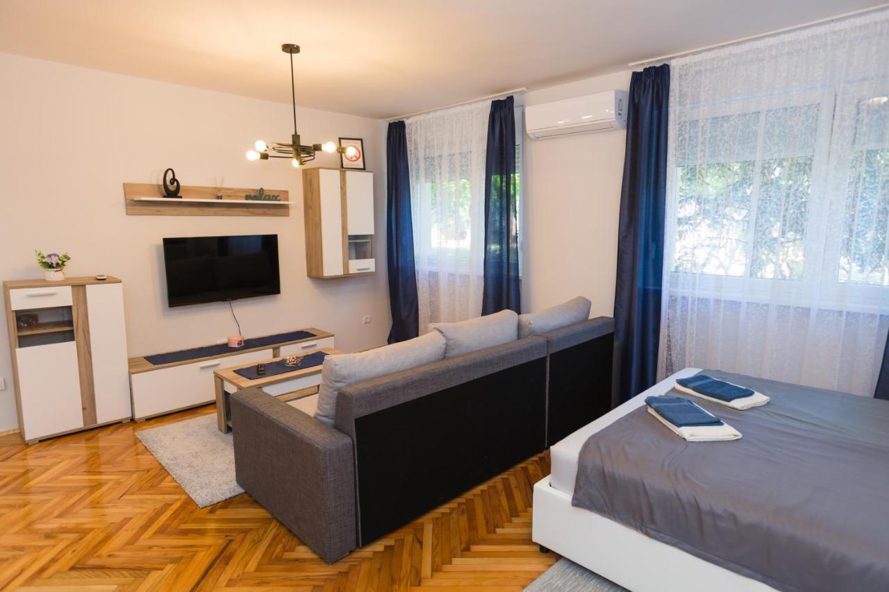Apartman Studio Blue Суботица Экстерьер фото