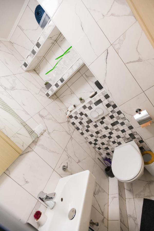 Apartman Studio Blue Суботица Экстерьер фото